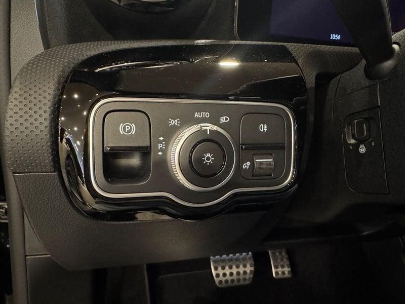 Mercedes-Benz Classe A A 200 Automatic AMG Line Premium TETTO APRIBILE