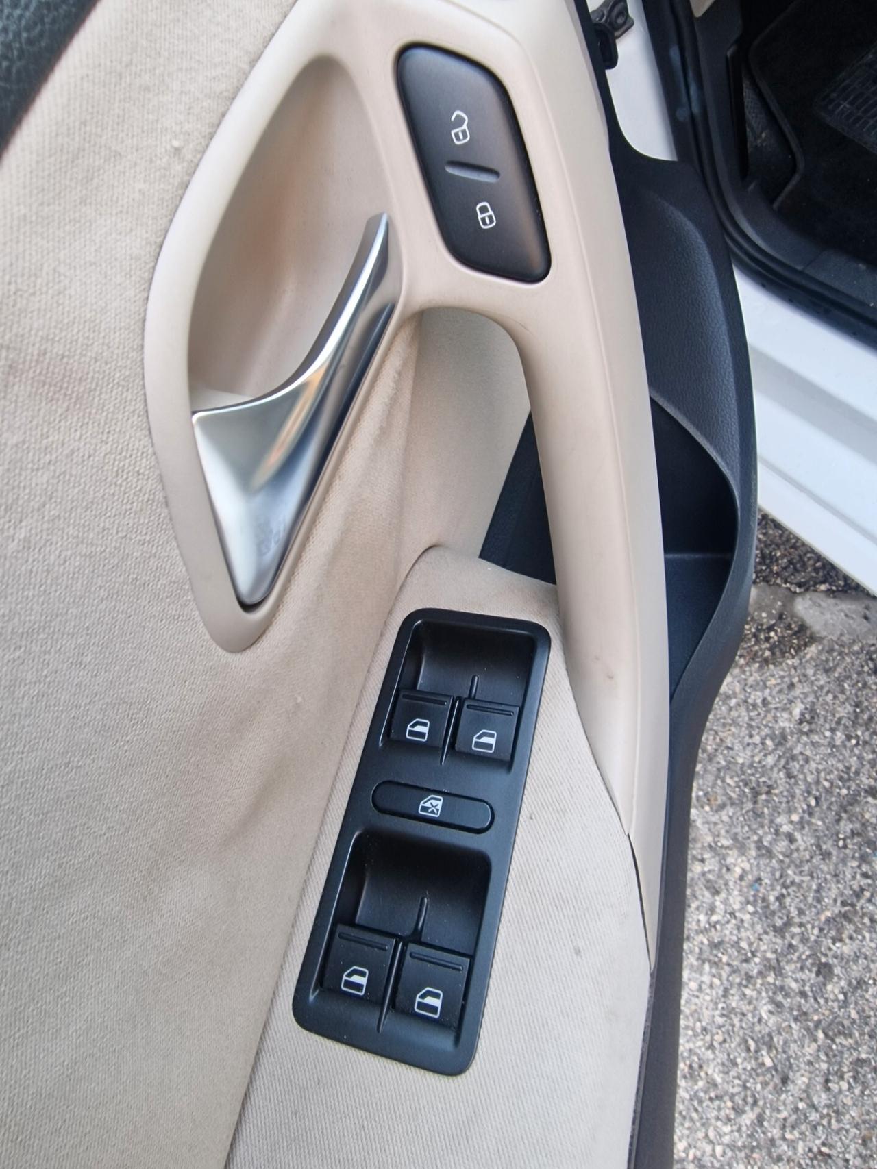 Volkswagen Polo 1.2 70 CV 5p. Comfortline 156 mila chilometri