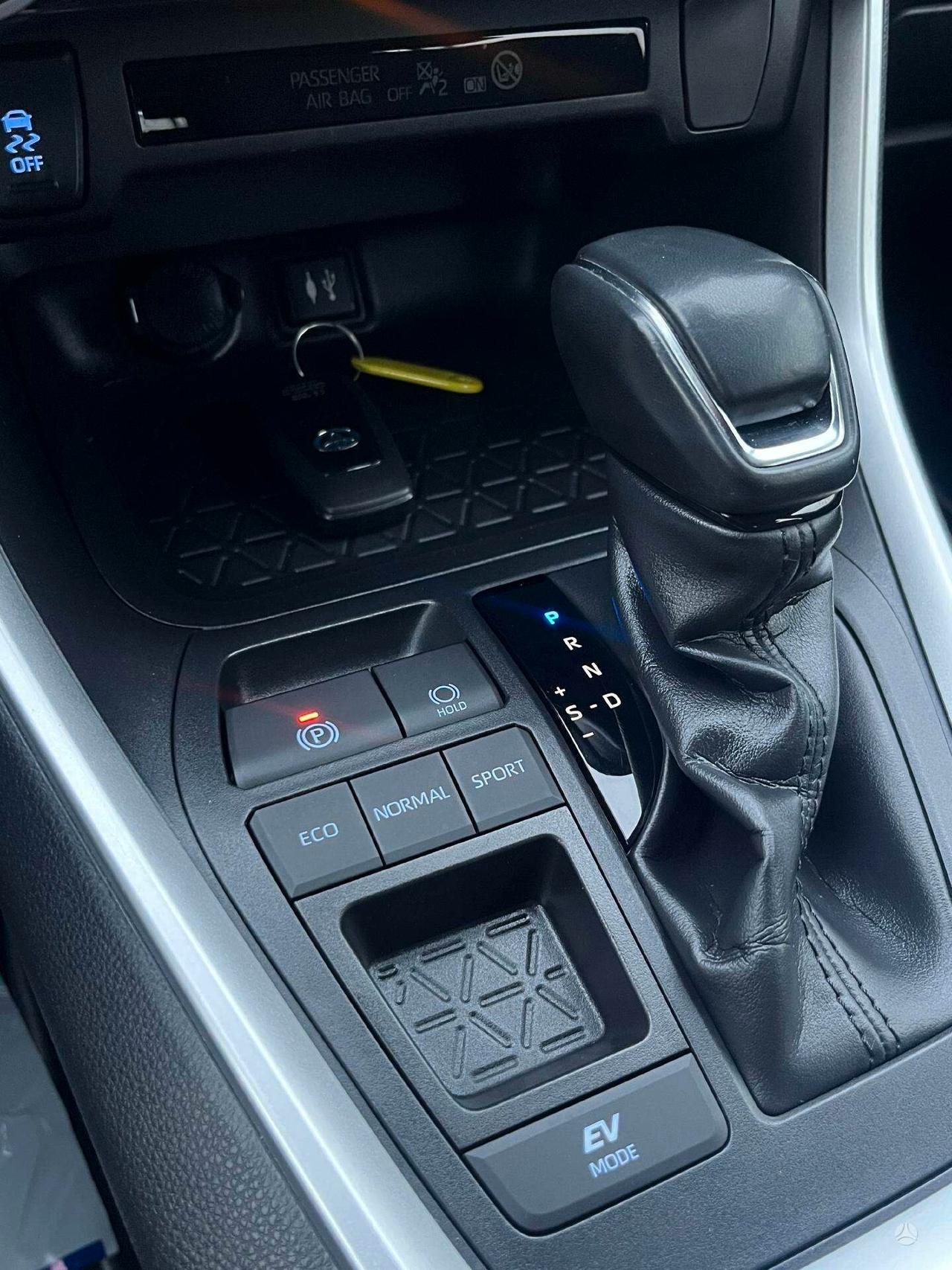 Toyota RAV 4 RAV4 2.5 HV (218CV) E-CVT 2WD Business