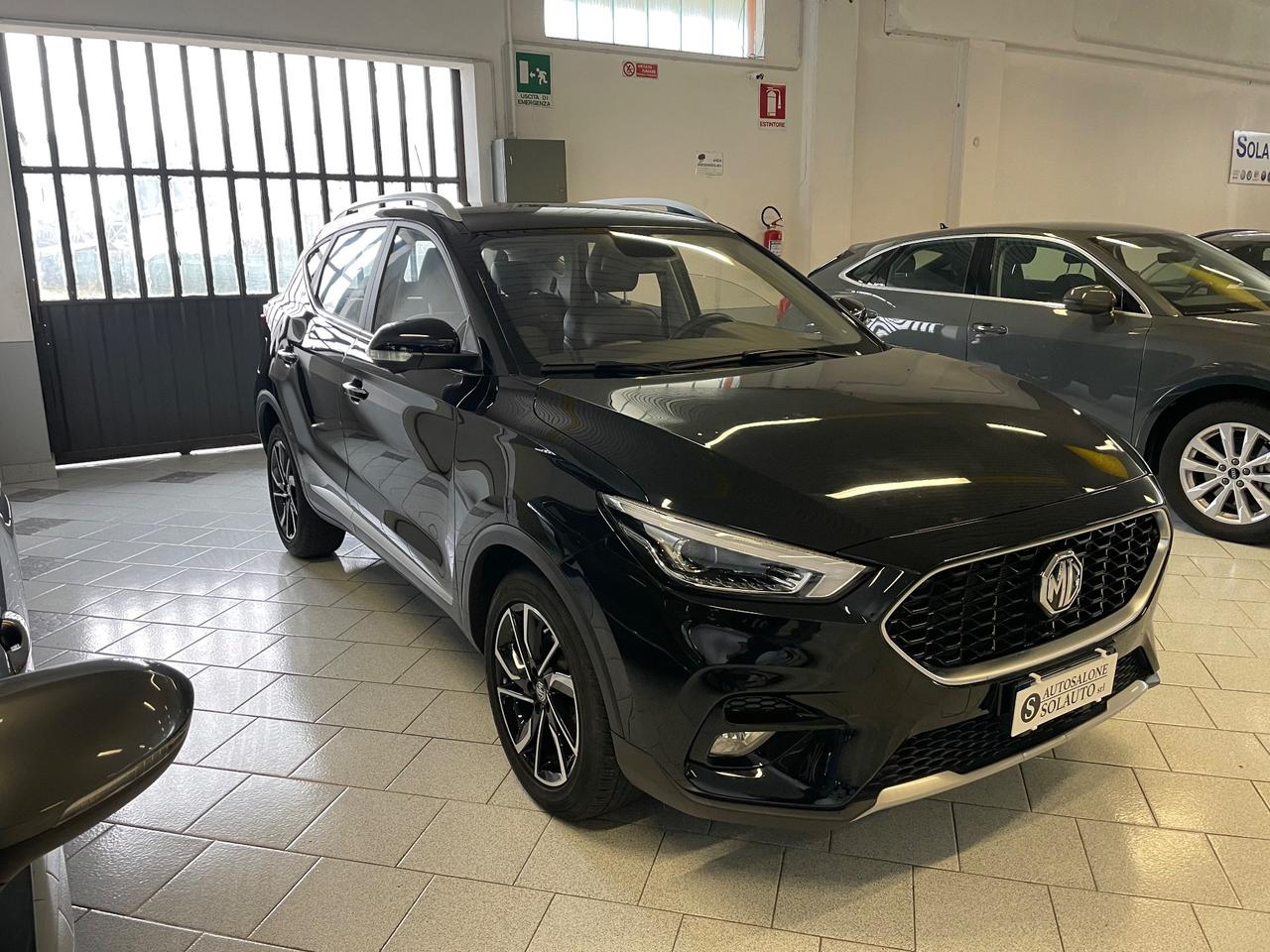 Mg ZS 1.5 Luxury Pelle Navy