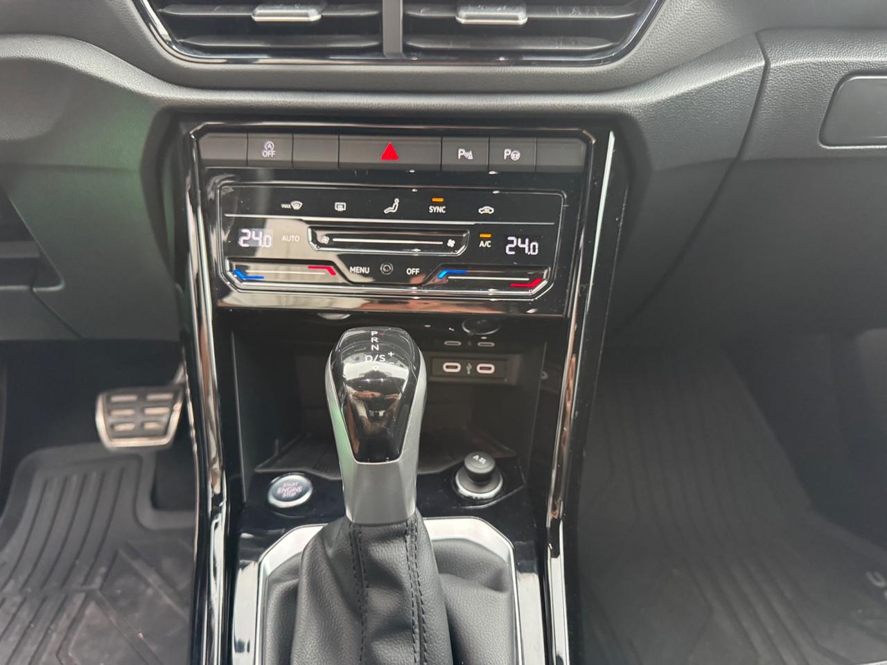 Volkswagen T-Roc 1.5 TSI ACT DSG R-Line