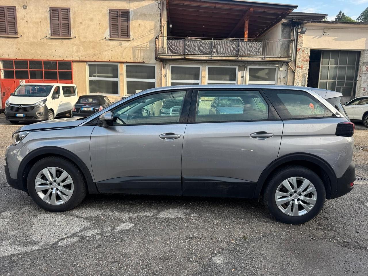 Peugeot 5008 BlueHDi 130 S&S Business 7 POSTI