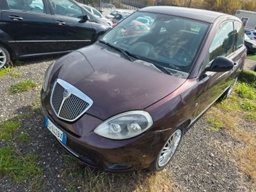 Lancia Ypsilon 1.2 69 CV Diva euro 5 anno 2011