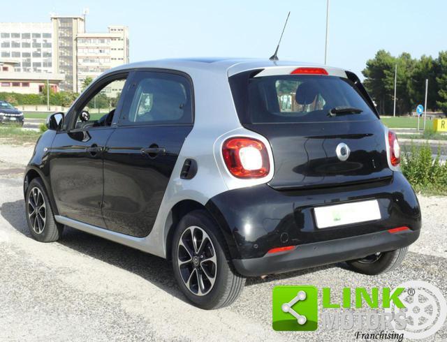 SMART ForFour 70 1.0 Passion - FATTURABILE