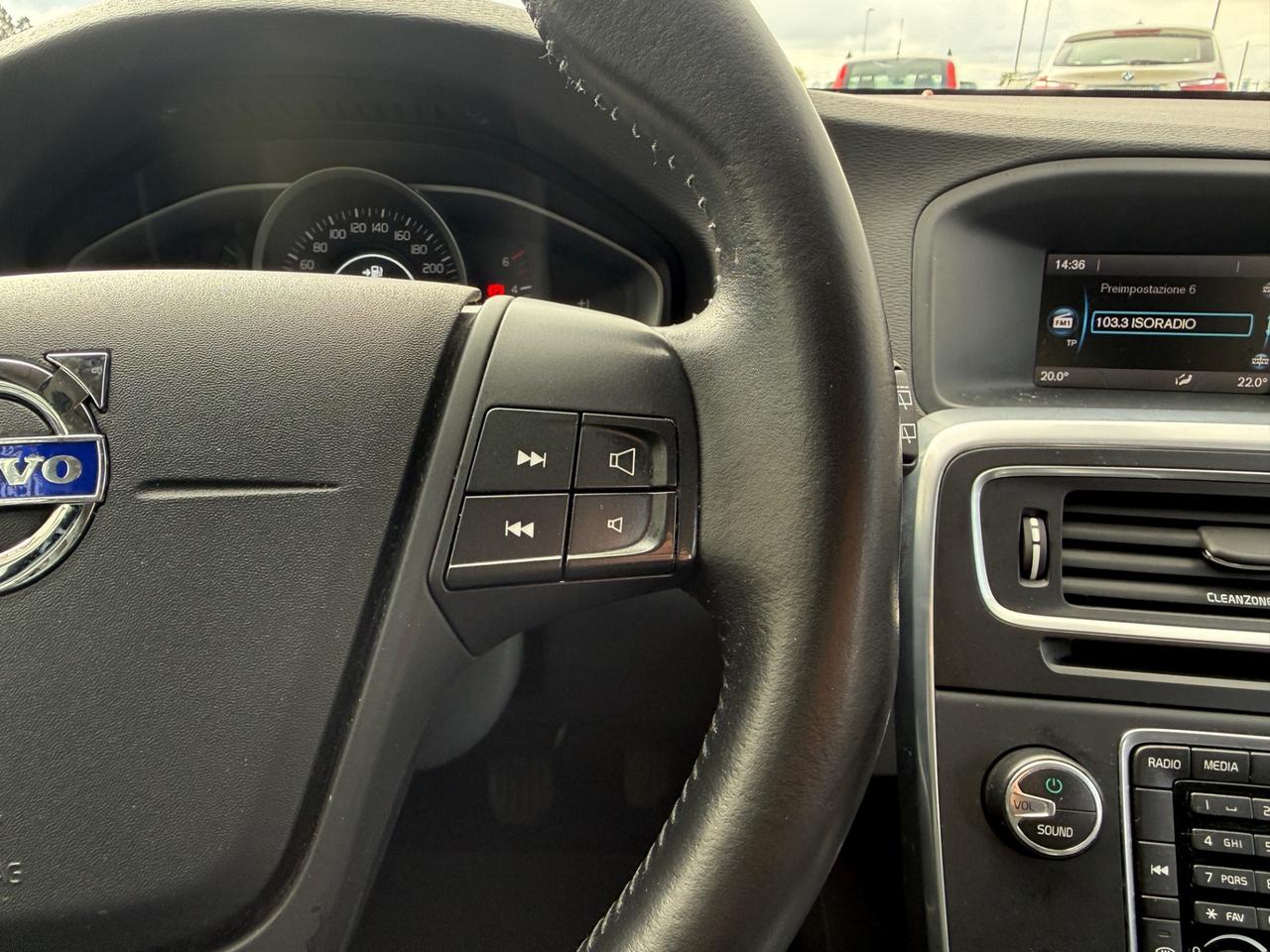Volvo V60 D2 Summum|UNIPRO