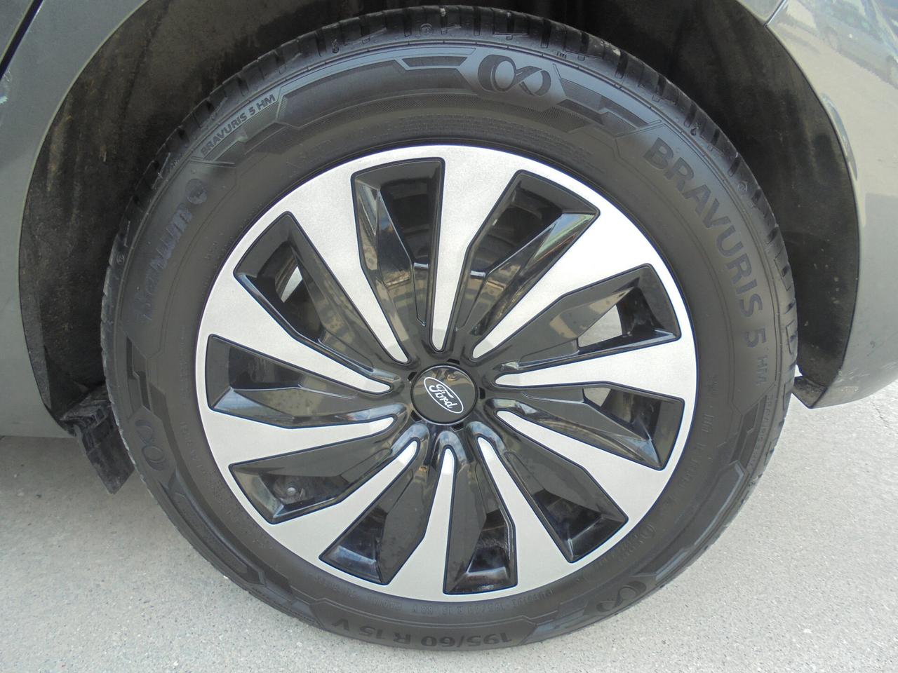 Ford Fiesta 1.1 75 CV 5 porte Titanium