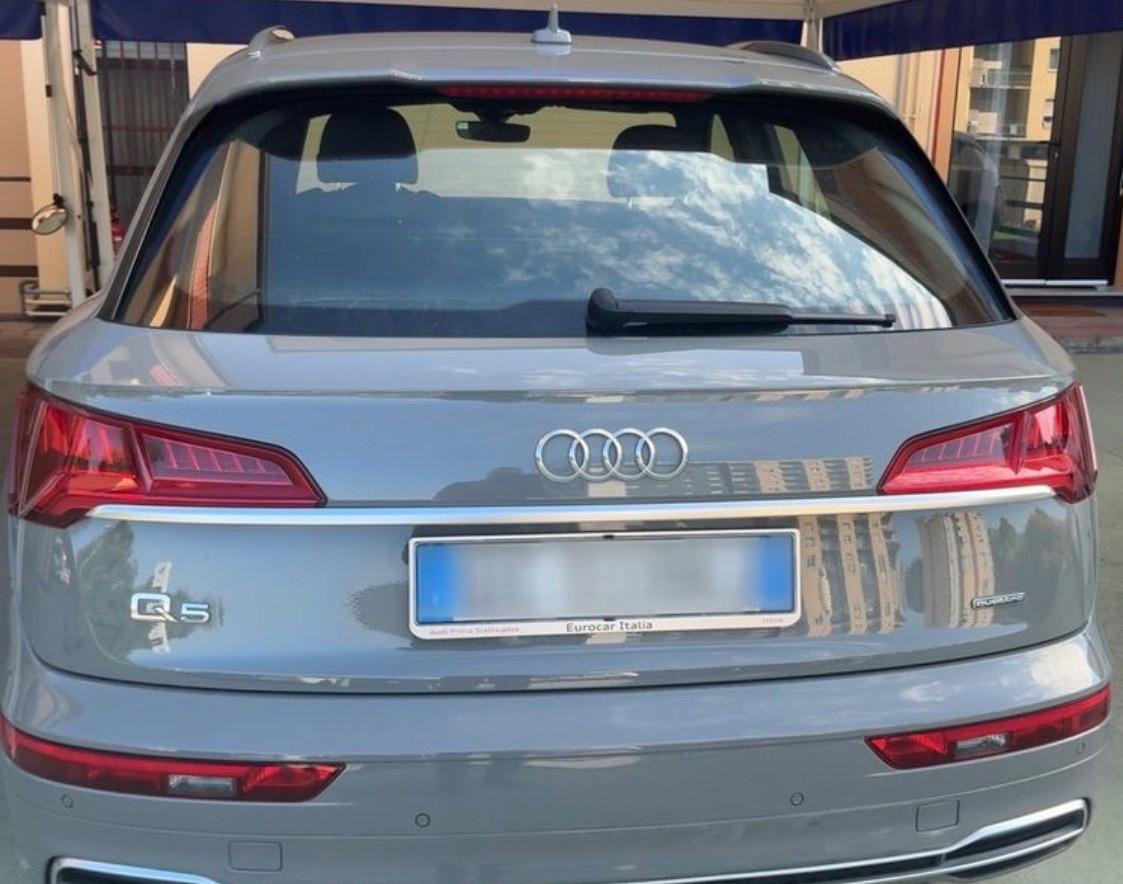 Audi Q5 40 TDI quattro S tronic line plus