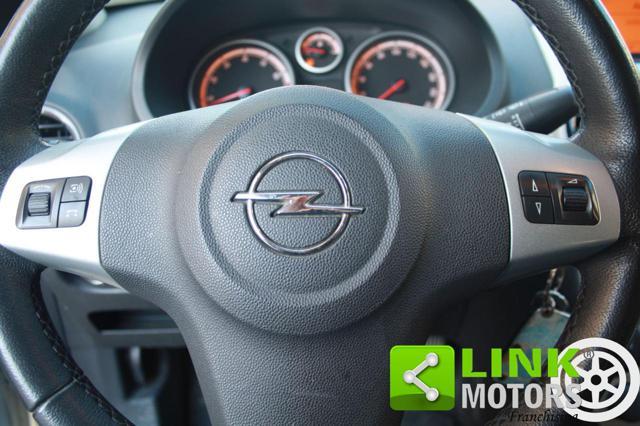 OPEL Corsa 1.2 3 porte b-color NEOPATENTATI