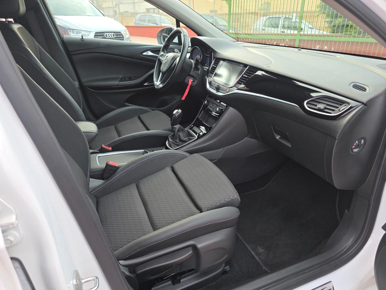 Opel Astra 1.6 CDTi 110CV Start&Stop 5 porte Innovation