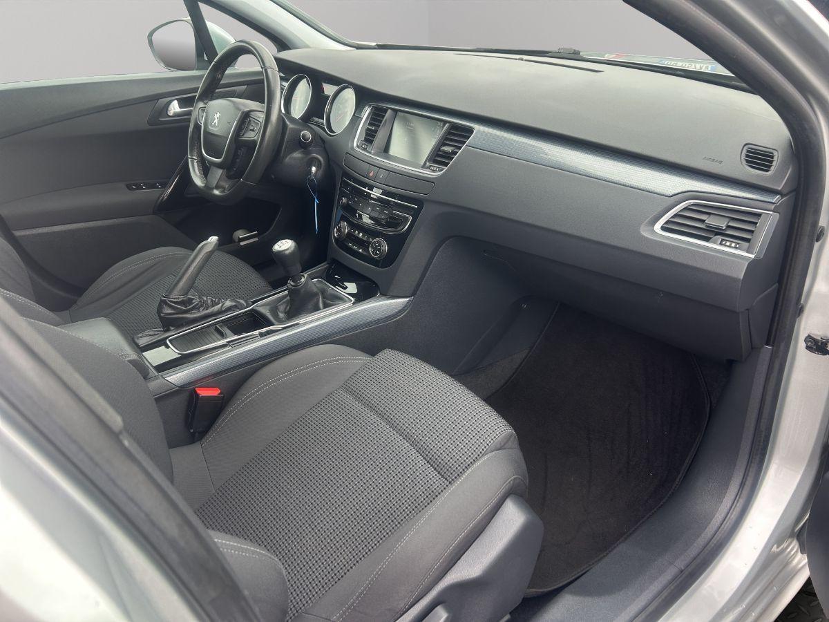 PEUGEOT - 508 SW SW 2.0 hdi Allure navi 140cv my15