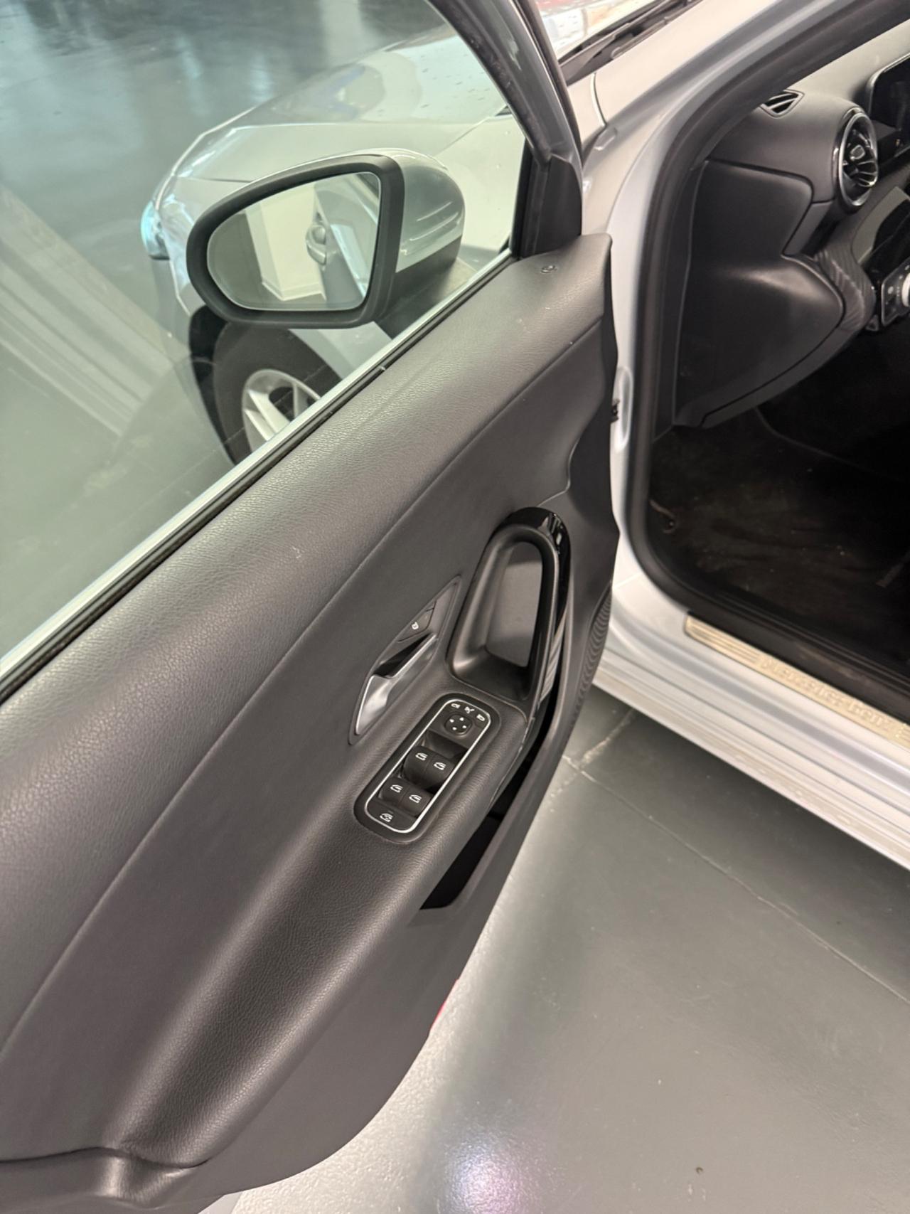 Mercedes-benz A 180 d Automatic Executive