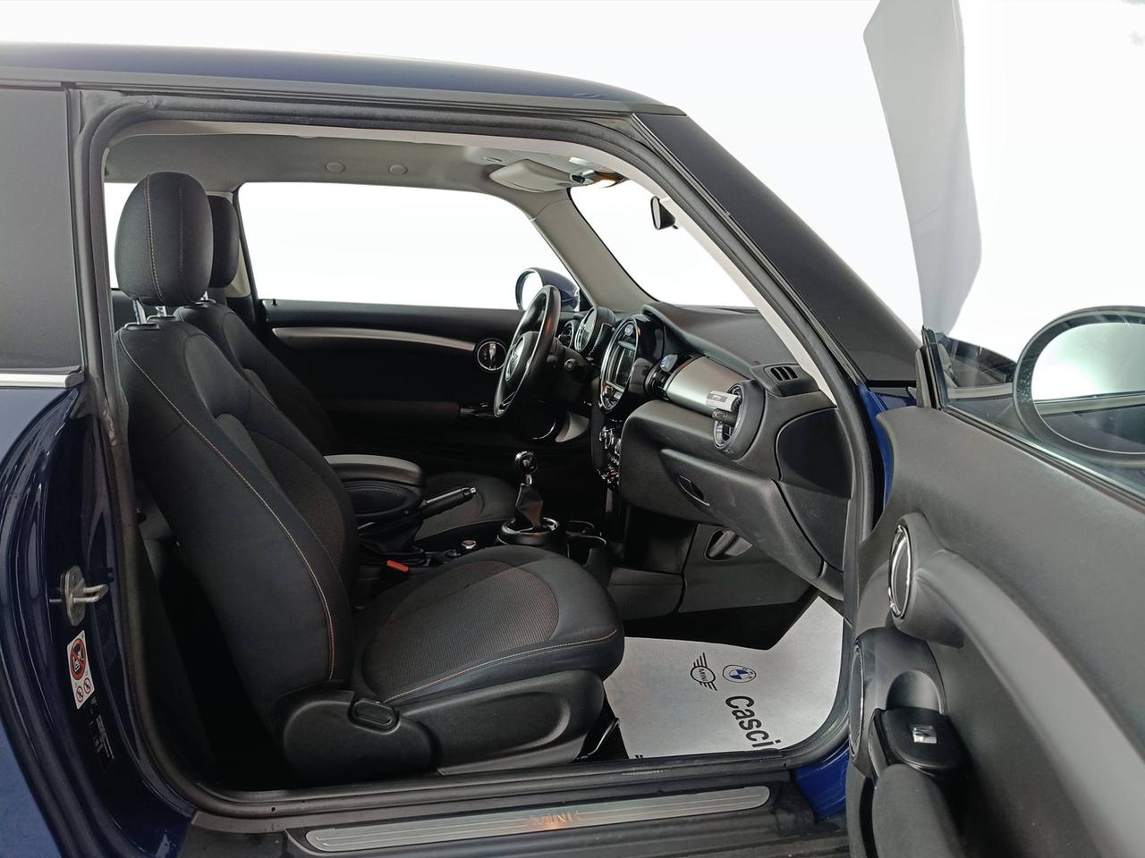 MINI Mini IV F55-F56 2014 - Mini 1.5 One D Business 3p