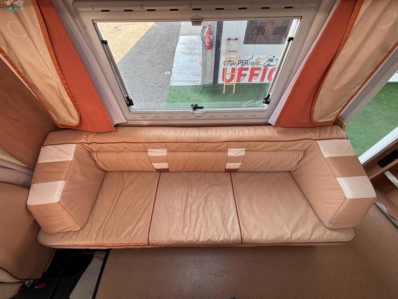 Bürstner A 747-2 ACTIVE - MANSARDATO CON AMPIO GARAGE PATENTE C