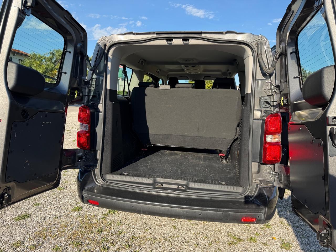 Opel Vivaro 2.0 diesel Passo lungo 9 posti