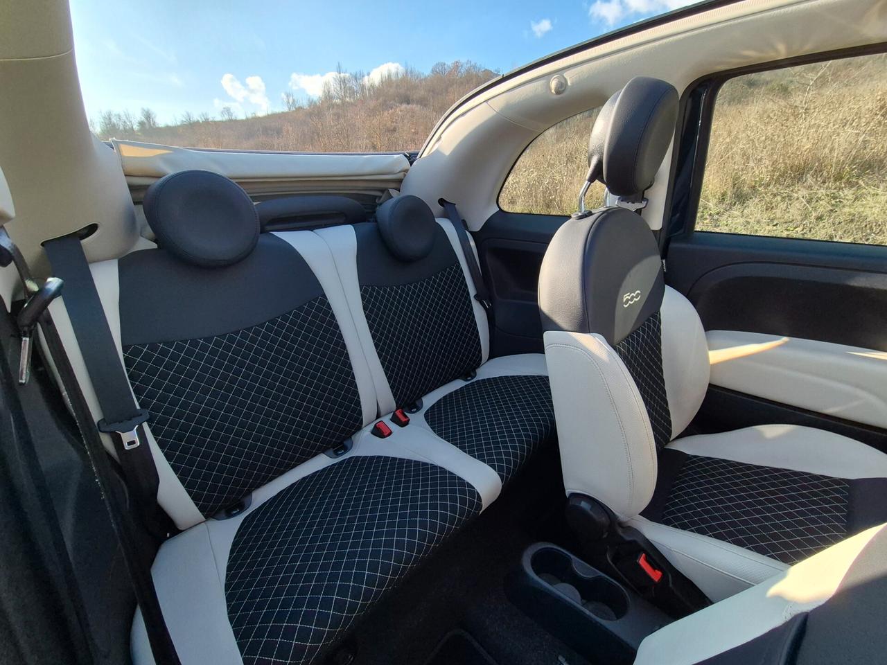 Fiat 500 C 1.0 Hybrid Dolcevita