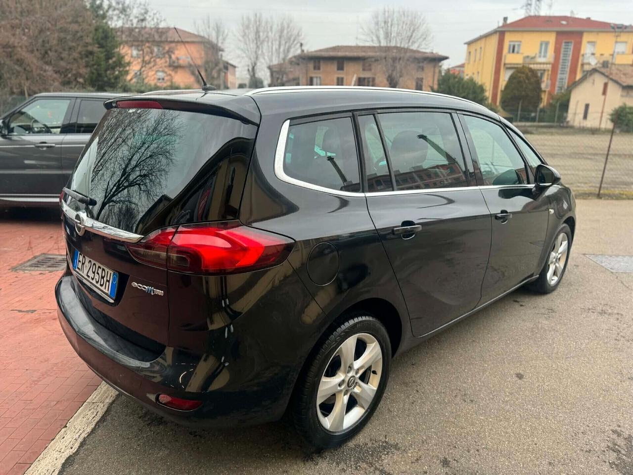 Opel Zafira 2013 1.6 Benz/Metano 7 POSTI 150 CV/110 KW