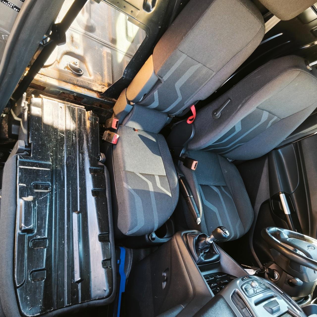 Ford Transit Connect 3 POSTI 1500tdci 120cv