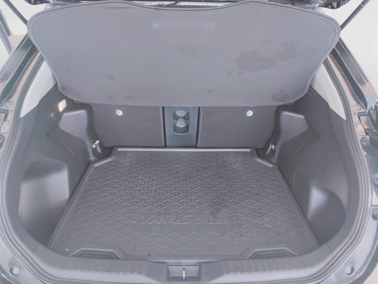TOYOTA Yaris Cross 2021 - Yaris Cross 1.5h Lounge awd-i 116cv e-cvt
