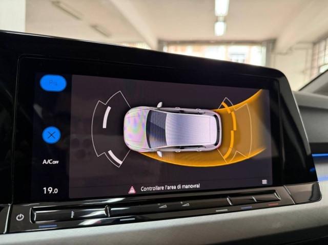 Volkswagen Golf 1.5 etsi evo Life 130cv dsg