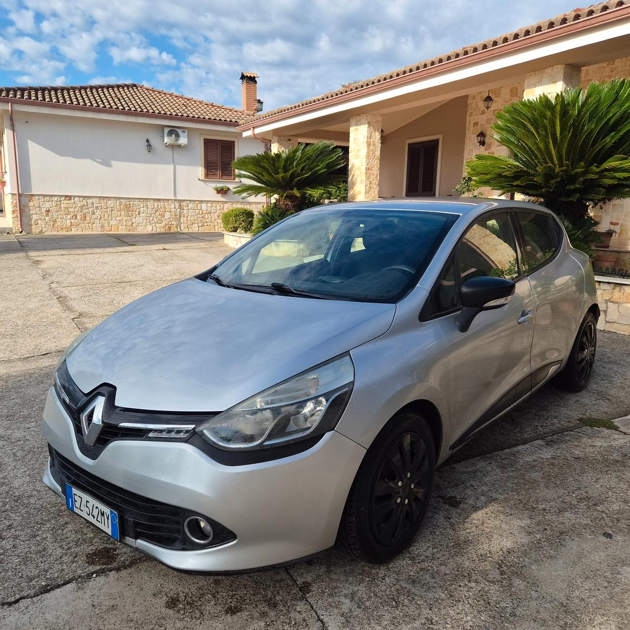 Renault Clio 1.5 dCi 8V 75CV 5 porte Costume National