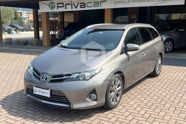 TOYOTA Auris Touring Sports 1.8 Hybrid Lounge