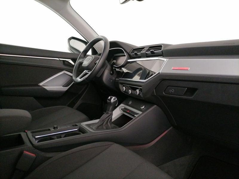 Audi Q3 35 2.0 tdi S line edition s-tronic