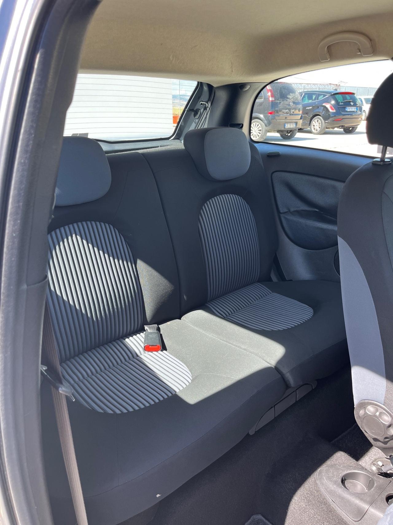 Lancia Ypsilon 1.2 Oro Giallo