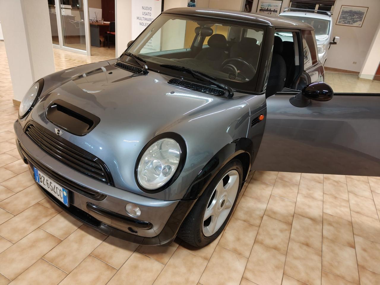 Mini 1.6 16V Cooper