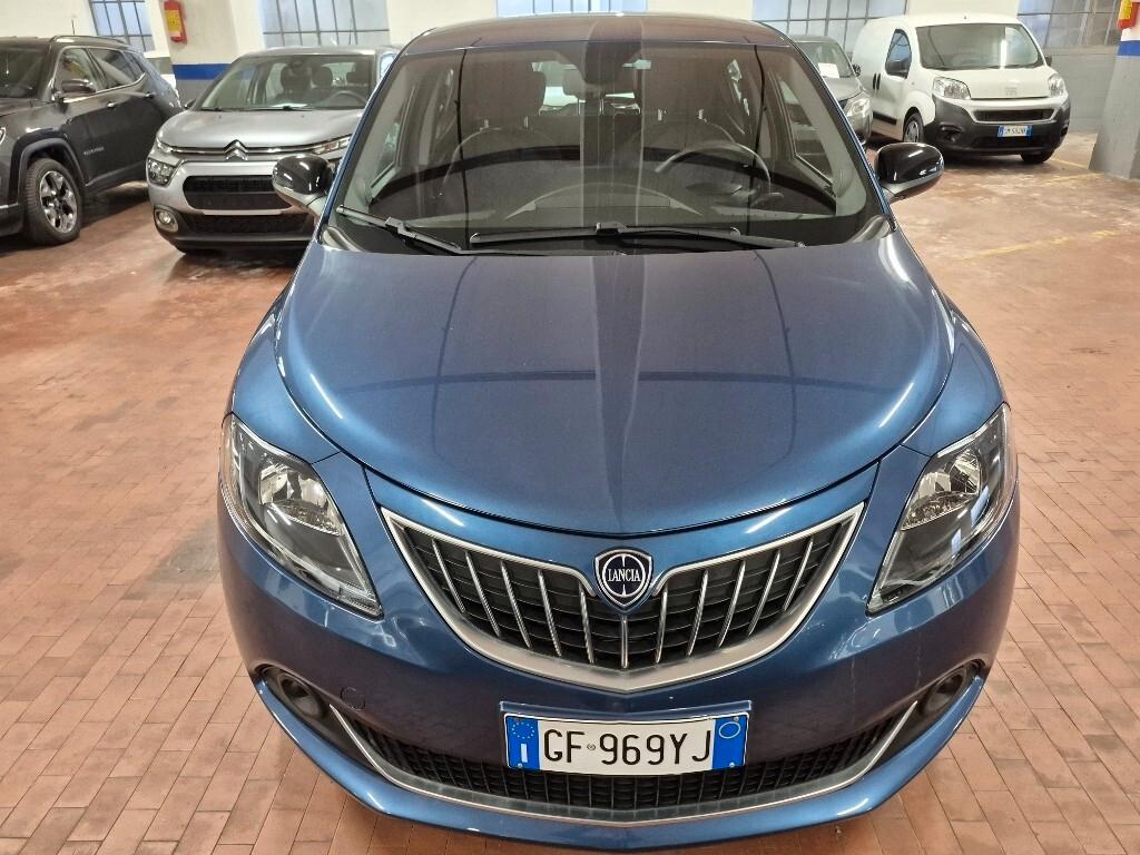 Lancia Ypsilon 1.0 FireFly 5 porte S&S Hybrid Ecochic Silver