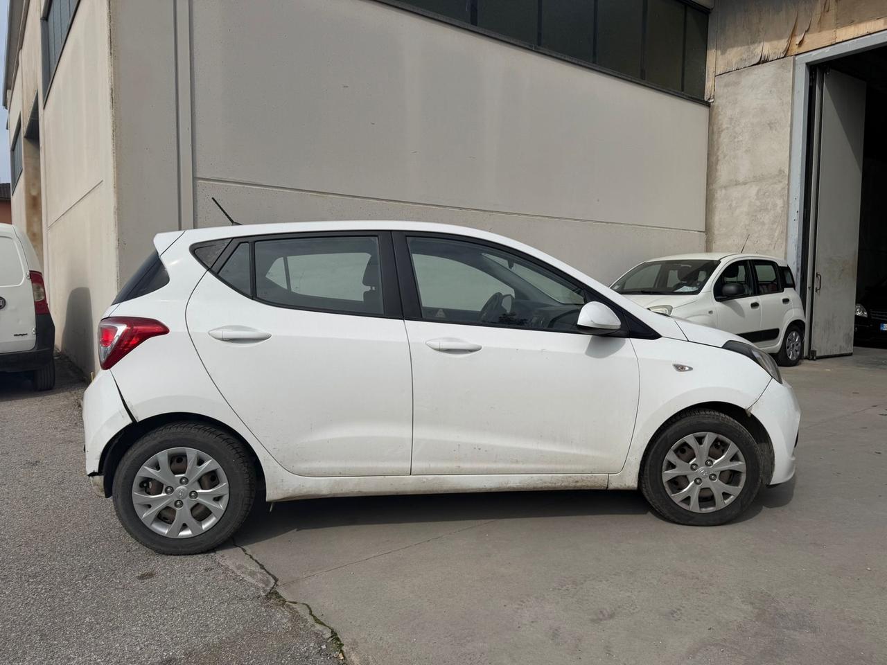 Hyundai i10 1.0 MPI Style PROBLEMA AL MOTORW