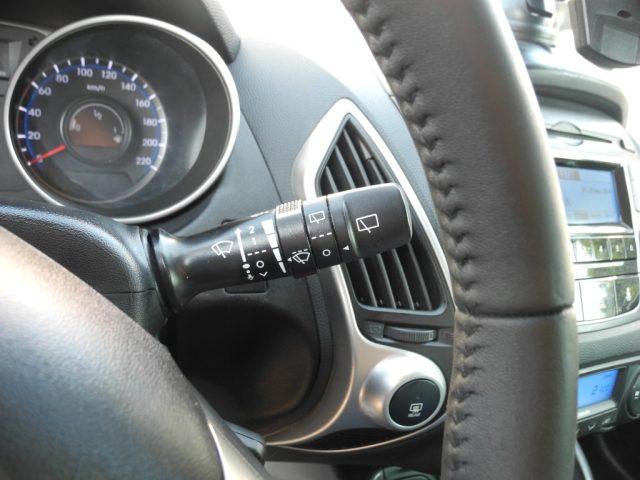 HYUNDAI iX35 2.0 CRDi 2WD 135cv - OK NEOPATENTATI -"DA VETRINA"