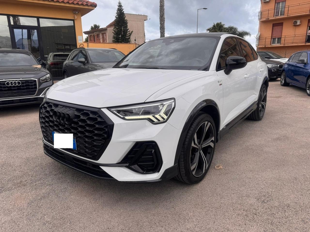 Audi Q3 35 TDI quattro S tronic S line edition tetto