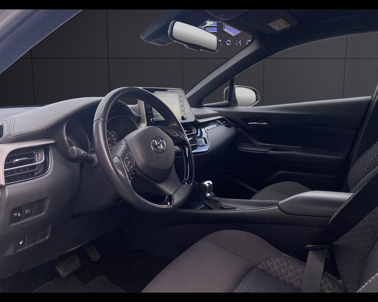 TOYOTA C-HR (2016-2023) - C-HR 1.8 Hybrid E-CVT Lounge