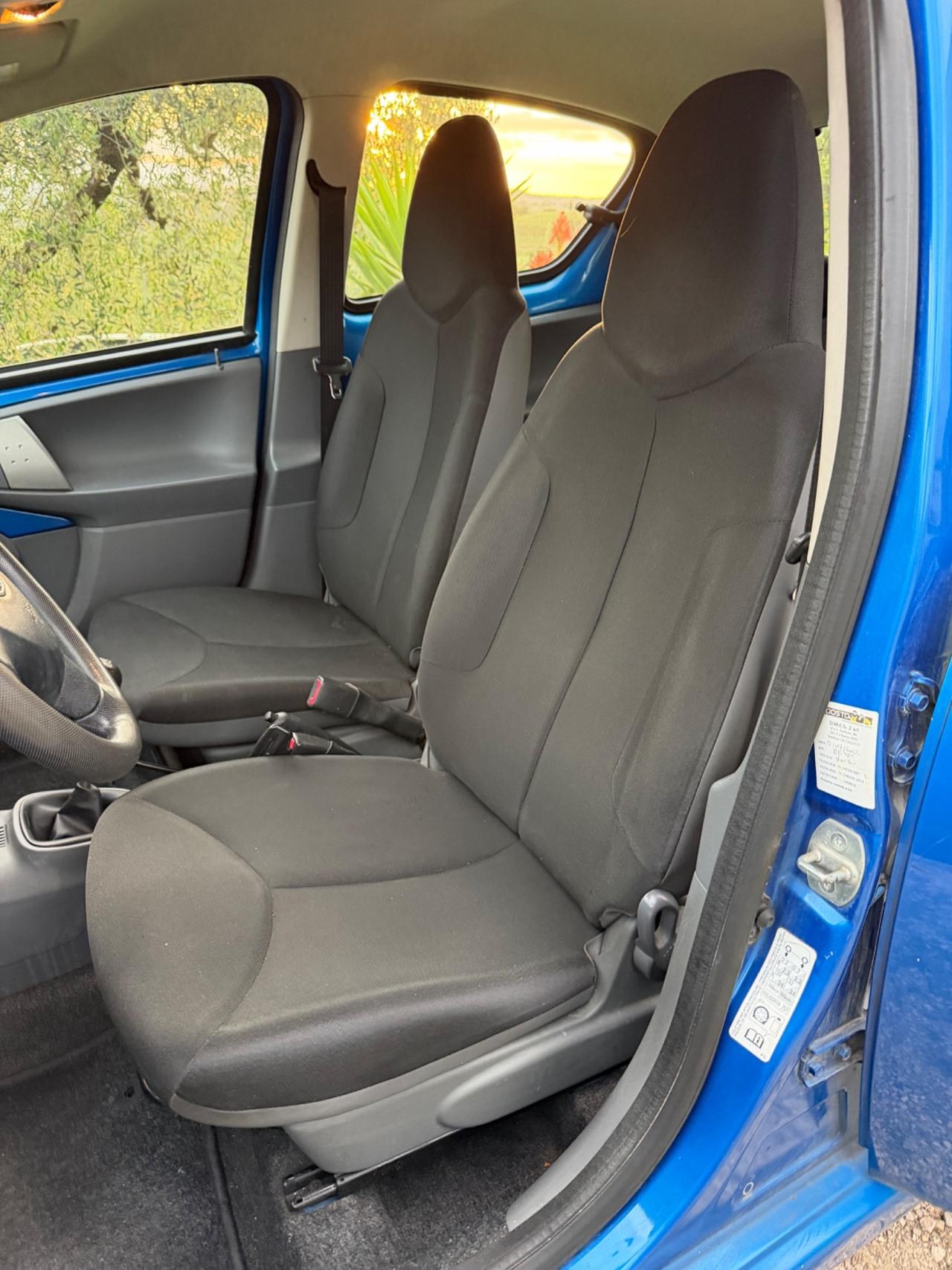 Toyota Aygo 1.0 12V VVT-i 5 porte Lounge