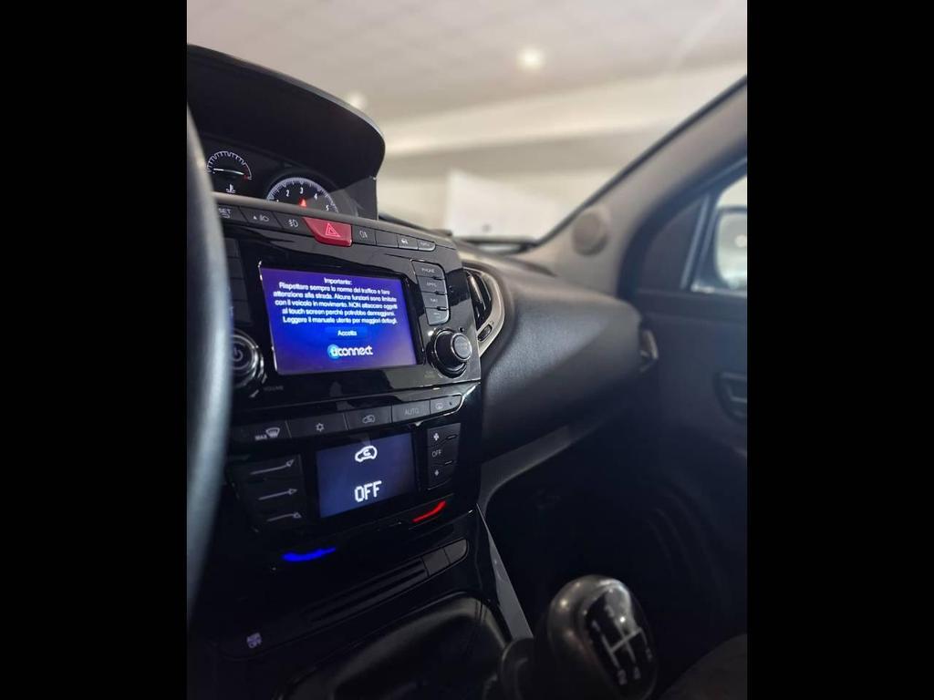 Lancia Ypsilon 5 Porte 1.2 Elefantino