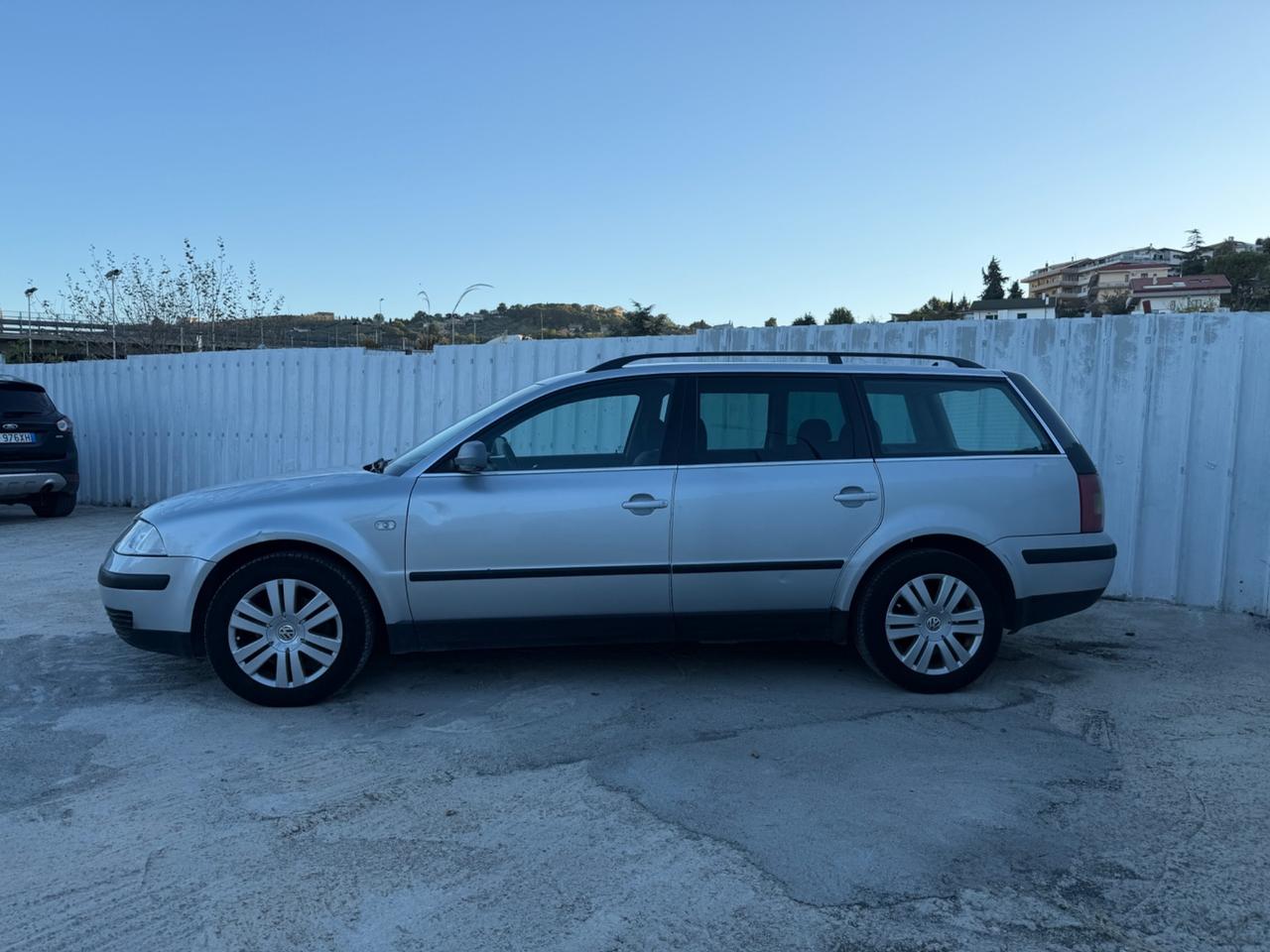 Volkswagen Passat 1.9 TDI/130 CV cat Var. T.line