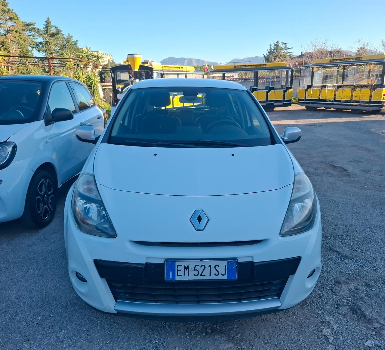 Renault Clio 1.2 16V 5 porte Dynamique anno 2012
