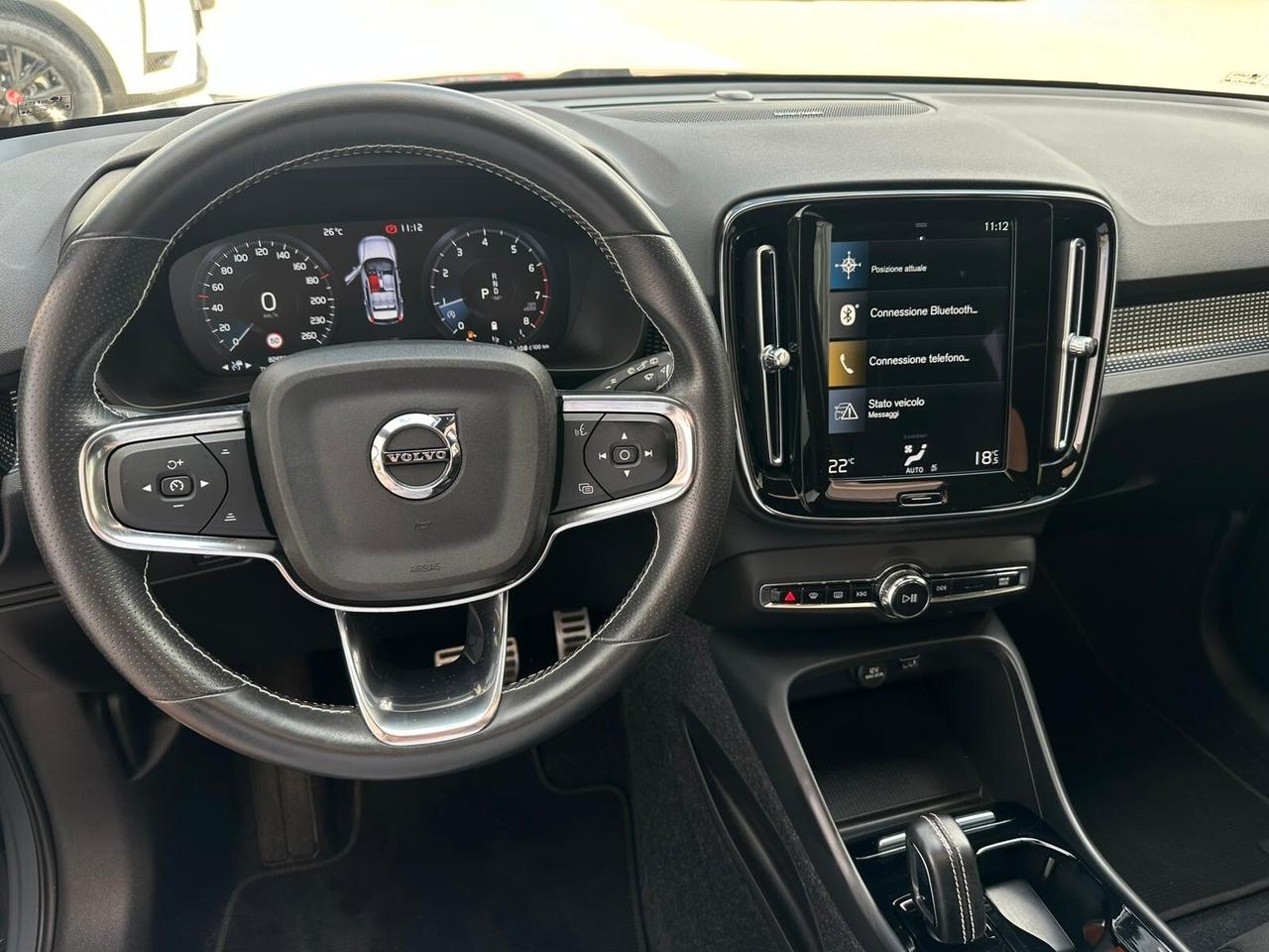 Volvo XC40 B4 AWD Geartronic R-design - Tetto apribile