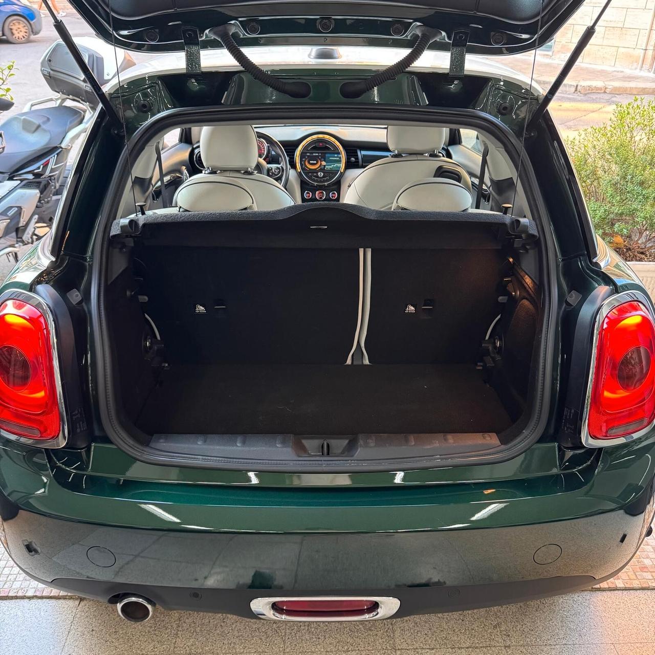Mini Cooper D 1.5 diesel 116cv Chili