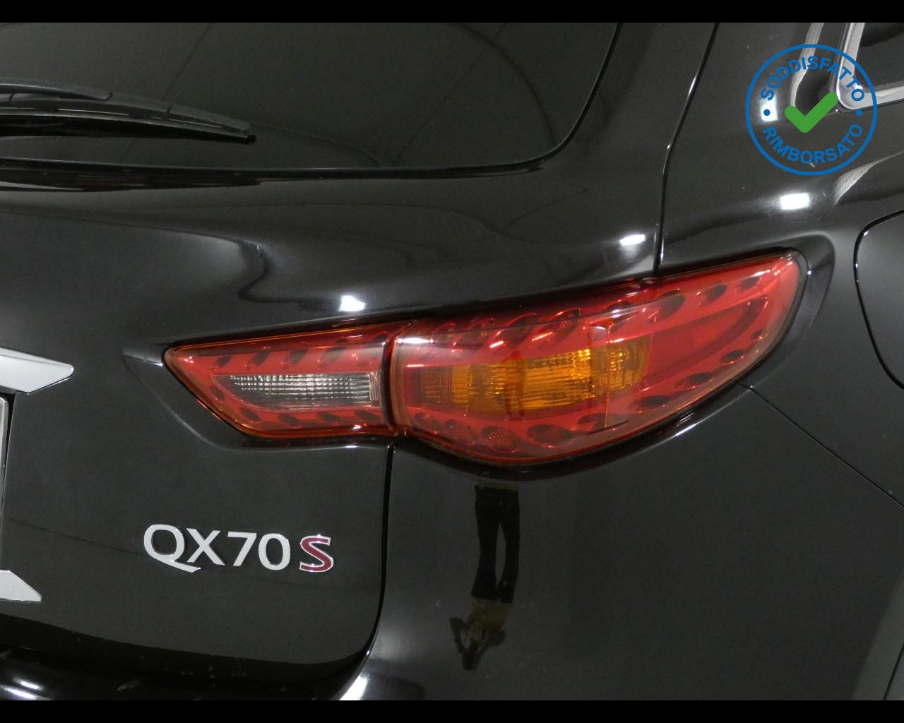 INFINITI QX70 3.0 diesel V6 AT S Premium