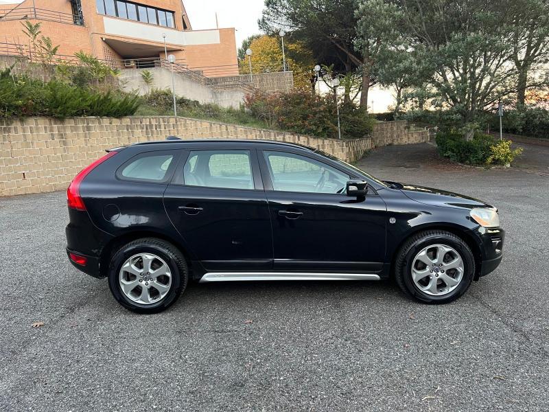 Volvo XC60 2.4d Momentum fwd 175cv auto
