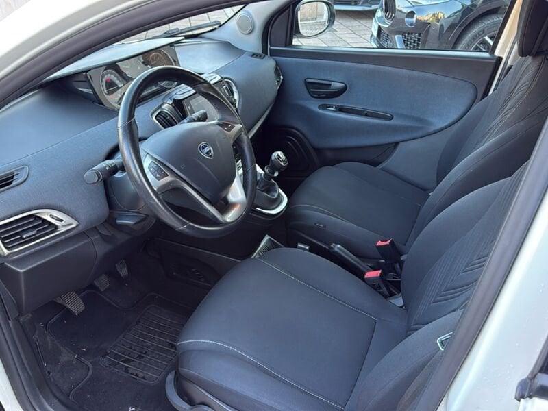 Lancia Ypsilon Ypsilon 1.0 FireFly 5 porte S&S Hybrid Gold