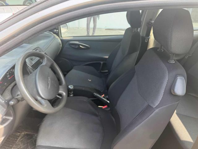 FIAT Punto 1.2i 16V cat 3p HLX senza nessun lavoro da fare