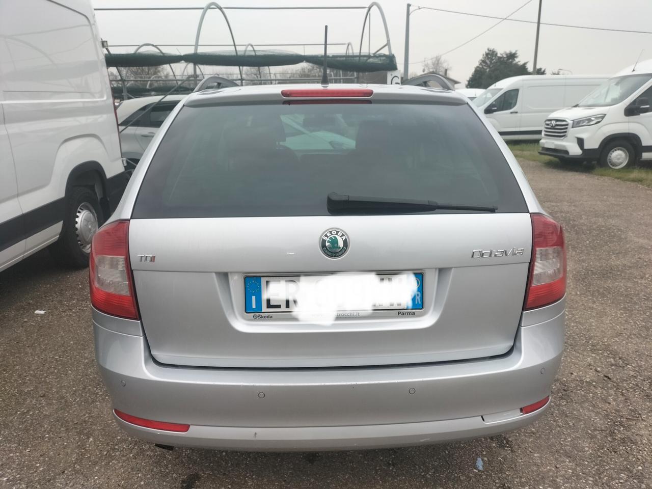 Skoda Octavia 2.0 TDI CAMBIO AUTOMATICO