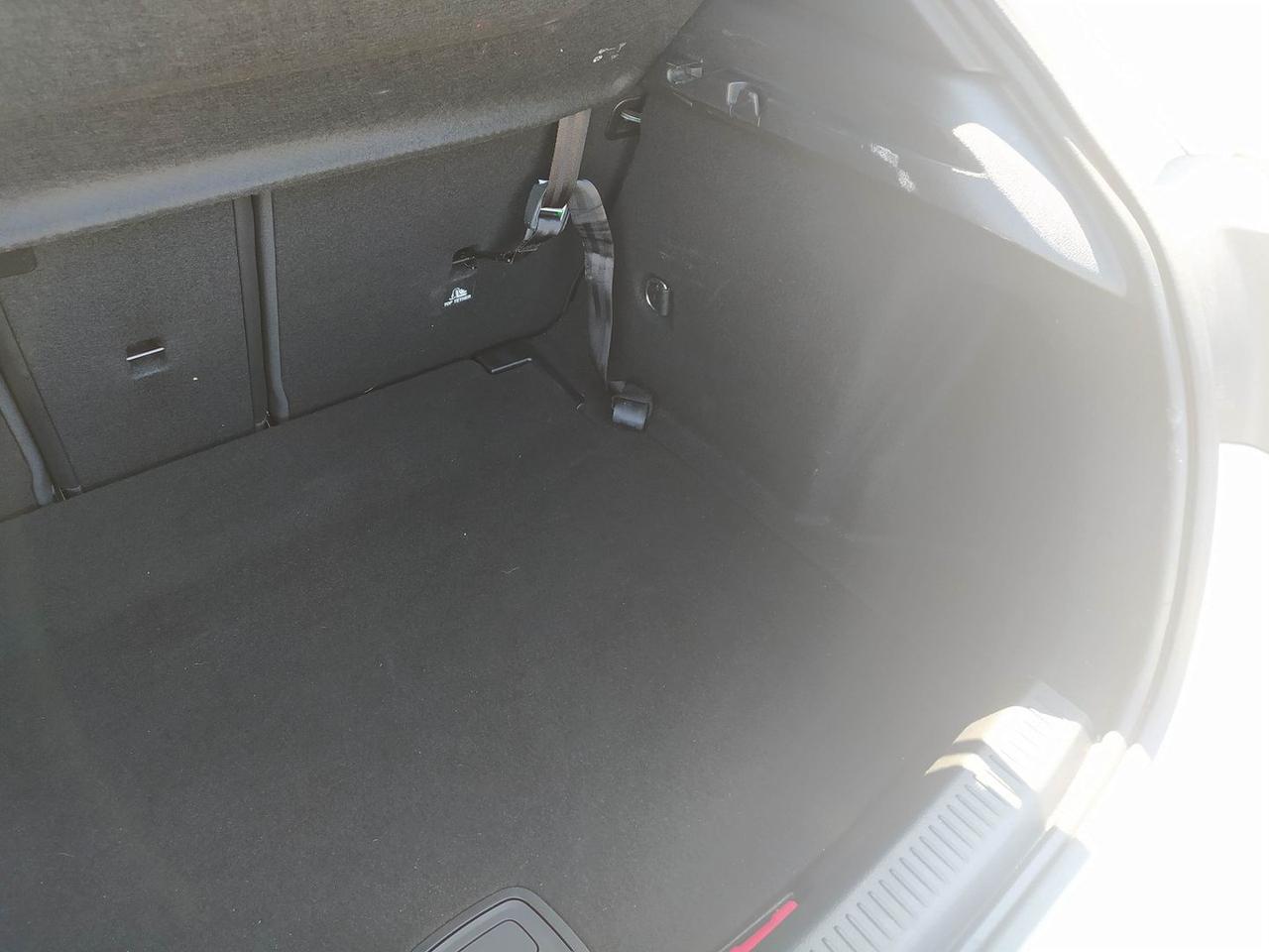 Mercedes-Benz A 200 Premium A 200 D #11611