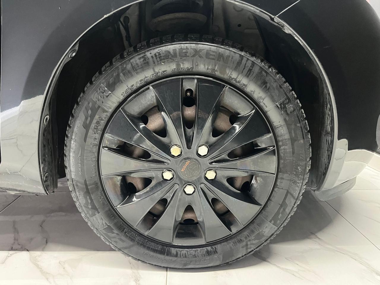 Toyota Yaris 1.3 5 porte Navi OK NEOPATENTATI