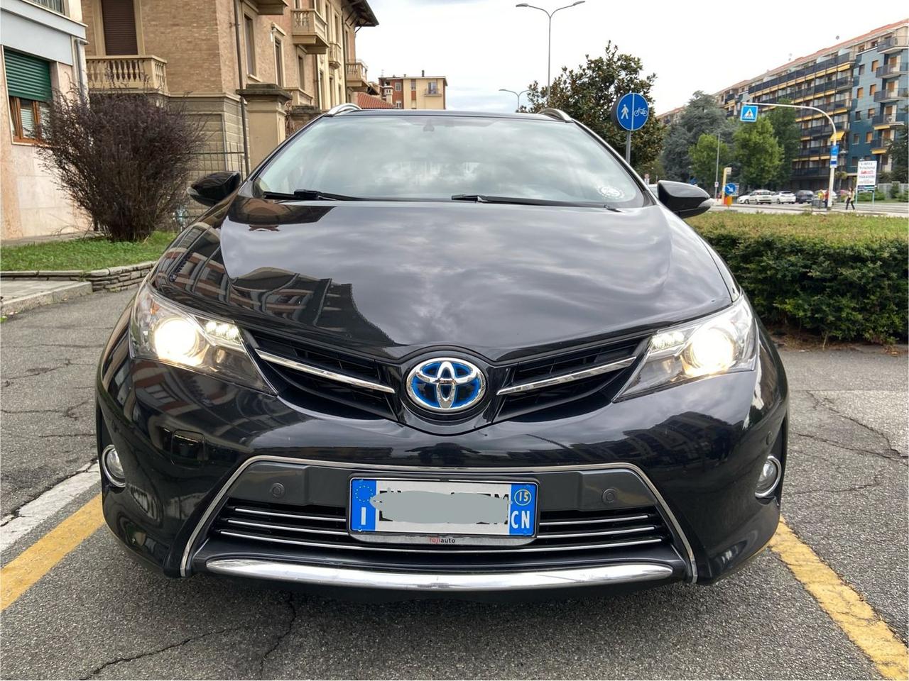 Toyota Auris 1.8 HEV Lounge