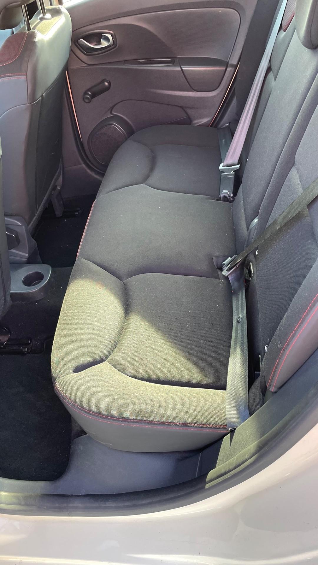 Renault Clio 1.2 75CV 5 porte Zen