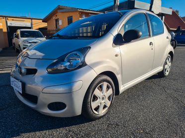 Toyota Aygo 1.0 12V VVT-i 5 porte Now *CLIMA*