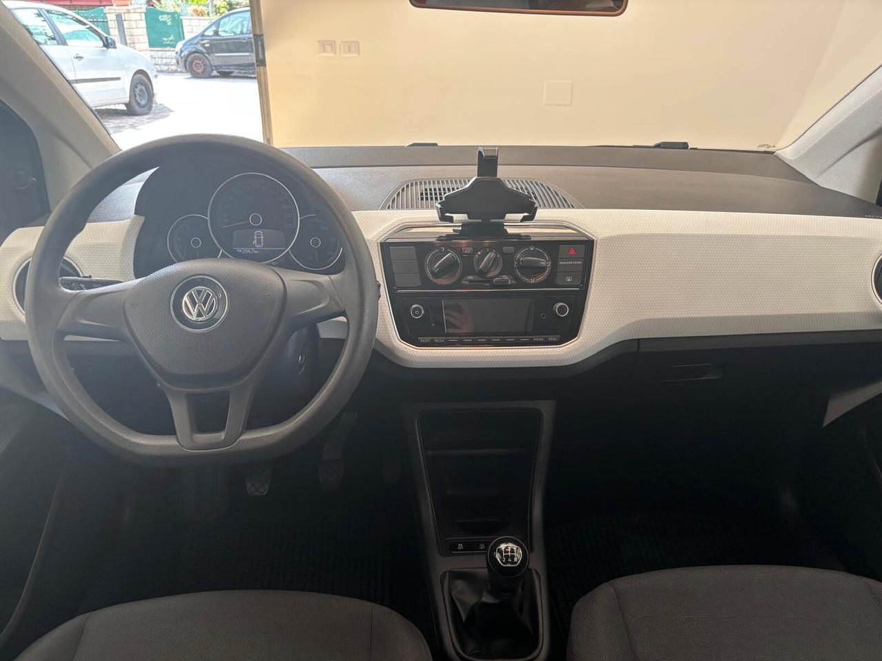 VOLKSWAGEN UP ANNO 2018 BZ 1.0 ADATTA NEOPATENTATI KM 100 MILA